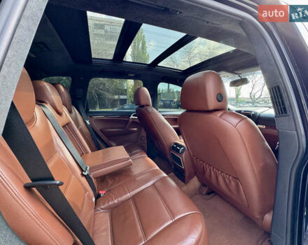 Черный Порше Каен, объемом двигателя 4.8 л и пробегом 220 тыс. км за 8700 $, фото 14 на Automoto.ua