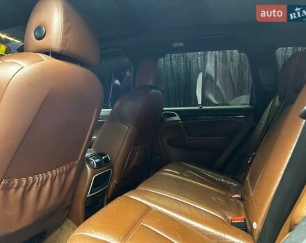 Чорний Порше Cayenne, об'ємом двигуна 4.81 л та пробігом 180 тис. км за 11800 $, фото 20 на Automoto.ua