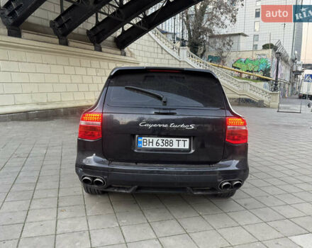 Черный Порше Каен, объемом двигателя 4.81 л и пробегом 140 тыс. км за 8000 $, фото 6 на Automoto.ua