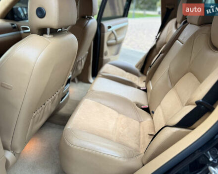 Черный Порше Каен, объемом двигателя 4.8 л и пробегом 178 тыс. км за 8900 $, фото 51 на Automoto.ua