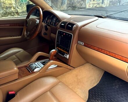 Черный Порше Каен, объемом двигателя 4.8 л и пробегом 140 тыс. км за 7500 $, фото 11 на Automoto.ua