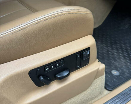 Черный Порше Каен, объемом двигателя 4.81 л и пробегом 140 тыс. км за 8000 $, фото 14 на Automoto.ua