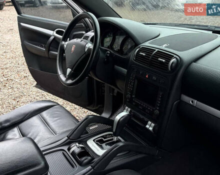 Чорний Порше Cayenne, об'ємом двигуна 3.6 л та пробігом 125 тис. км за 9600 $, фото 19 на Automoto.ua