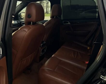 Черный Порше Каен, объемом двигателя 4.81 л и пробегом 180 тыс. км за 9000 $, фото 8 на Automoto.ua