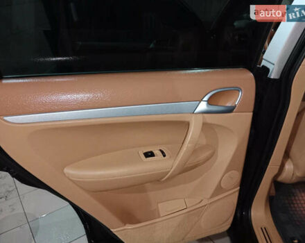 Чорний Порше Cayenne, об'ємом двигуна 3.6 л та пробігом 155 тис. км за 12500 $, фото 20 на Automoto.ua