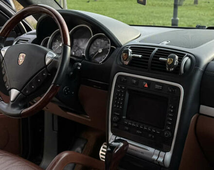 Черный Порше Каен, объемом двигателя 4.81 л и пробегом 180 тыс. км за 9000 $, фото 21 на Automoto.ua