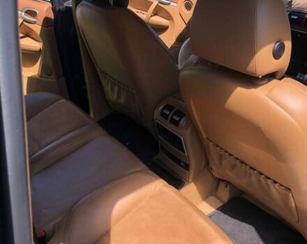 Чорний Порше Cayenne, об'ємом двигуна 4.8 л та пробігом 112 тис. км за 12399 $, фото 2 на Automoto.ua