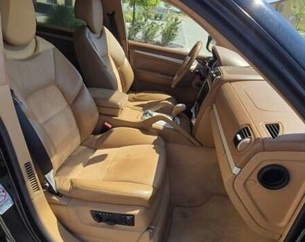 Чорний Порше Cayenne, об'ємом двигуна 4.81 л та пробігом 265 тис. км за 9000 $, фото 26 на Automoto.ua