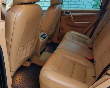 Чорний Порше Cayenne, об'ємом двигуна 3.6 л та пробігом 227 тис. км за 12800 $, фото 18 на Automoto.ua