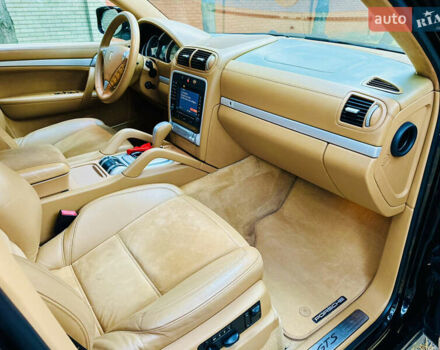 Порше Каен 2008 в Днепре (Днепропетровске) на Automoto.ua Черный Порше Каен, объемом двигателя 4.8 л и пробегом 147 тыс. км за 11700 $, фото 22 на Automoto.ua