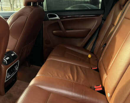 Черный Порше Каен, объемом двигателя 4.81 л и пробегом 180 тыс. км за 9000 $, фото 10 на Automoto.ua