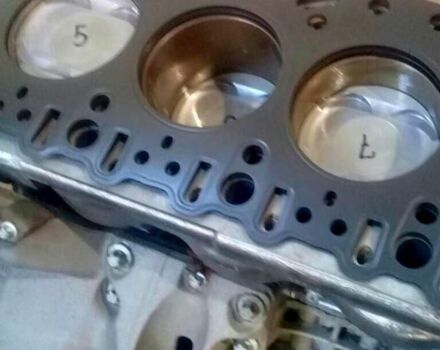 Черный Порше Каен, объемом двигателя 4.8 л и пробегом 150 тыс. км за 12500 $, фото 6 на Automoto.ua