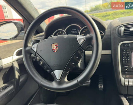 Черный Порше Каен, объемом двигателя 4.8 л и пробегом 148 тыс. км за 9500 $, фото 34 на Automoto.ua
