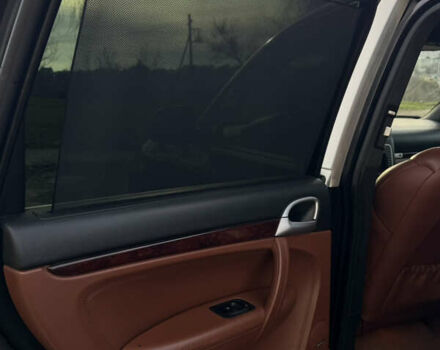 Черный Порше Каен, объемом двигателя 4.81 л и пробегом 180 тыс. км за 9000 $, фото 9 на Automoto.ua