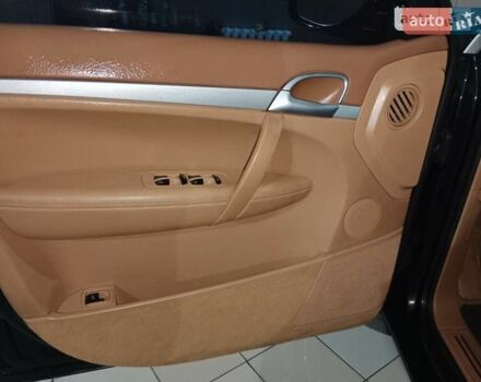 Чорний Порше Cayenne, об'ємом двигуна 3.6 л та пробігом 155 тис. км за 12500 $, фото 19 на Automoto.ua