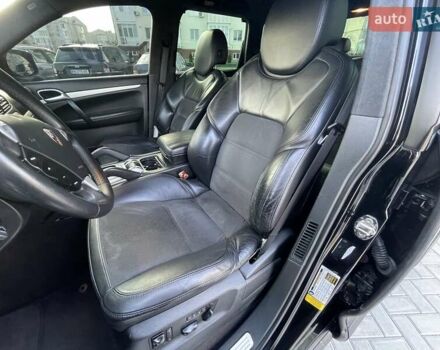 Черный Порше Каен, объемом двигателя 4.8 л и пробегом 130 тыс. км за 12900 $, фото 11 на Automoto.ua