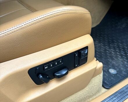 Черный Порше Каен, объемом двигателя 4.8 л и пробегом 140 тыс. км за 7500 $, фото 10 на Automoto.ua