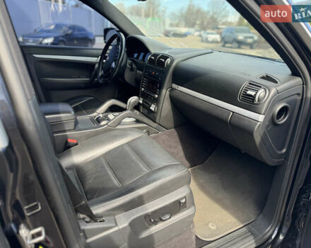 Черный Порше Каен, объемом двигателя 3.6 л и пробегом 167 тыс. км за 9800 $, фото 8 на Automoto.ua