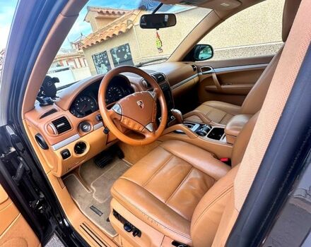 Порше Cayenne 2008 у Житомирі на Automoto.ua Чорний Порше Cayenne, об'ємом двигуна 3.6 л та пробігом 175 тис. км за 9000 $, фото 5 на Automoto.ua