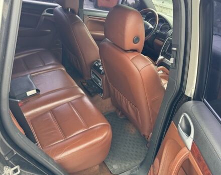 Чорний Порше Cayenne, об'ємом двигуна 0 л та пробігом 250 тис. км за 4500 $, фото 3 на Automoto.ua