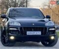 Черный Порше Каен, объемом двигателя 4.81 л и пробегом 181 тыс. км за 10900 $, фото 2 на Automoto.ua