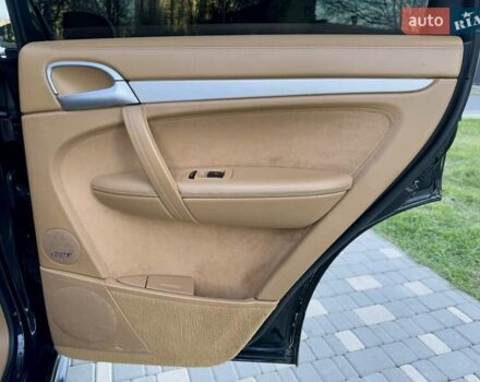 Черный Порше Каен, объемом двигателя 4.81 л и пробегом 181 тыс. км за 10900 $, фото 71 на Automoto.ua