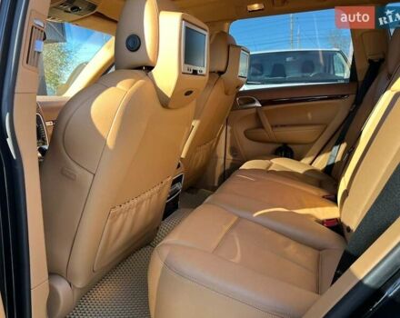 Чорний Порше Cayenne, об'ємом двигуна 4.81 л та пробігом 87 тис. км за 14000 $, фото 3 на Automoto.ua