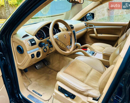 Порше Каен 2008 в Днепре (Днепропетровске) на Automoto.ua Черный Порше Каен, объемом двигателя 4.8 л и пробегом 147 тыс. км за 11700 $, фото 12 на Automoto.ua