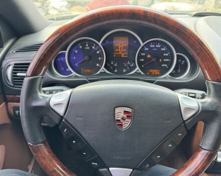 Чорний Порше Cayenne, об'ємом двигуна 0 л та пробігом 250 тис. км за 4500 $, фото 7 на Automoto.ua