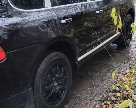 Чорний Порше Cayenne, об'ємом двигуна 3 л та пробігом 123 тис. км за 10992 $, фото 3 на Automoto.ua