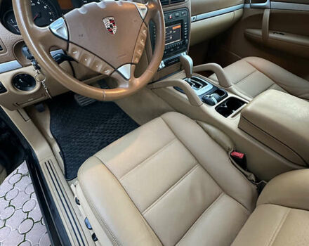 Чорний Порше Cayenne, об'ємом двигуна 3.6 л та пробігом 139 тис. км за 13400 $, фото 7 на Automoto.ua