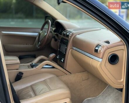 Чорний Порше Cayenne, об'ємом двигуна 3.6 л та пробігом 210 тис. км за 12500 $, фото 12 на Automoto.ua