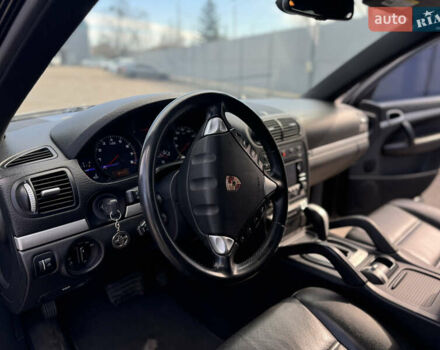 Черный Порше Каен, объемом двигателя 3.6 л и пробегом 167 тыс. км за 9800 $, фото 9 на Automoto.ua