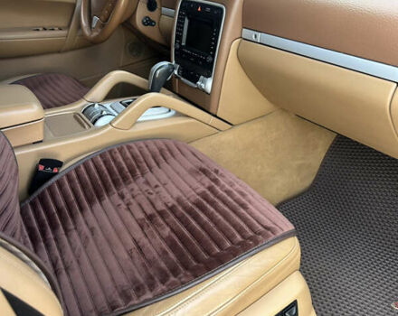 Черный Порше Каен, объемом двигателя 4.8 л и пробегом 140 тыс. км за 15000 $, фото 22 на Automoto.ua