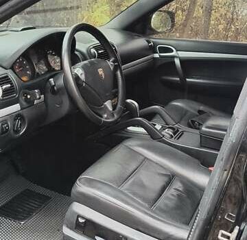 Порше Каен 2008 в Харькове на Automoto.ua Черный Порше Каен, объемом двигателя 3.6 л и пробегом 123 тыс. км за 11000 $, фото 3 на Automoto.ua
