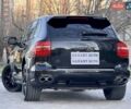 Черный Порше Каен, объемом двигателя 4.81 л и пробегом 181 тыс. км за 10900 $, фото 12 на Automoto.ua