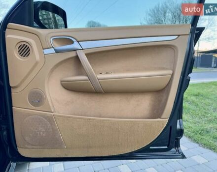 Черный Порше Каен, объемом двигателя 4.81 л и пробегом 181 тыс. км за 10900 $, фото 54 на Automoto.ua