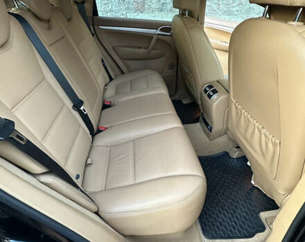 Чорний Порше Cayenne, об'ємом двигуна 3.6 л та пробігом 139 тис. км за 13400 $, фото 10 на Automoto.ua