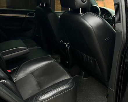 Черный Порше Каен, объемом двигателя 4.8 л и пробегом 177 тыс. км за 7999 $, фото 24 на Automoto.ua