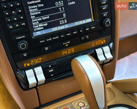 Черный Порше Каен, объемом двигателя 3.6 л и пробегом 175 тыс. км за 9777 $, фото 15 на Automoto.ua