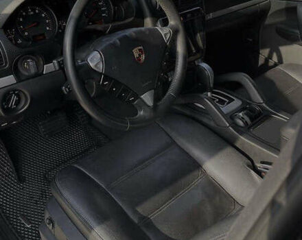Порше Каен 2008 в Днепре (Днепропетровске) на Automoto.ua Черный Порше Каен, объемом двигателя 3.6 л и пробегом 210 тыс. км за 15500 $, фото 7 на Automoto.ua