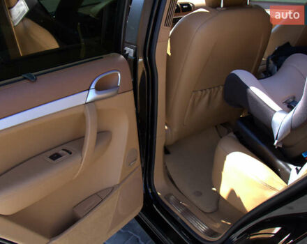 Чорний Порше Cayenne, об'ємом двигуна 4.81 л та пробігом 129 тис. км за 19999 $, фото 19 на Automoto.ua