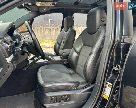 Черный Порше Каен, объемом двигателя 4.8 л и пробегом 170 тыс. км за 8999 $, фото 16 на Automoto.ua