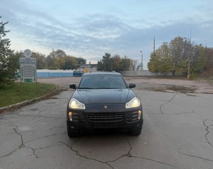 Черный Порше Каен, объемом двигателя 4.8 л и пробегом 200 тыс. км за 4500 $, фото 2 на Automoto.ua