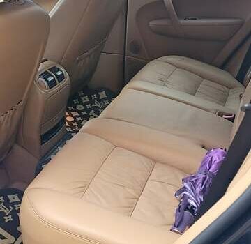 Чорний Порше Cayenne, об'ємом двигуна 3.6 л та пробігом 136 тис. км за 13500 $, фото 7 на Automoto.ua