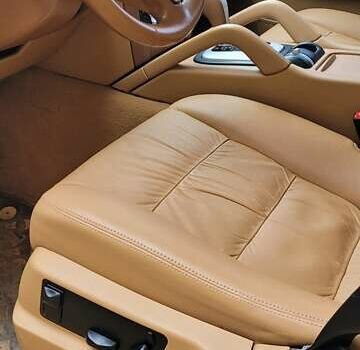 Чорний Порше Cayenne, об'ємом двигуна 3.6 л та пробігом 136 тис. км за 13500 $, фото 6 на Automoto.ua