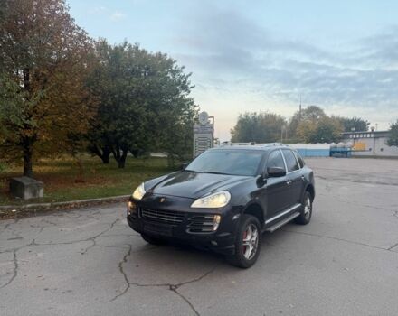 Черный Порше Каен, объемом двигателя 4.8 л и пробегом 200 тыс. км за 4500 $, фото 1 на Automoto.ua