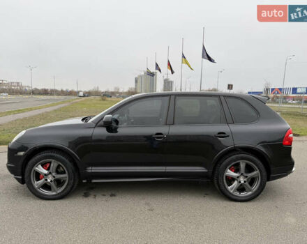 Черный Порше Каен, объемом двигателя 4.8 л и пробегом 216 тыс. км за 12500 $, фото 2 на Automoto.ua