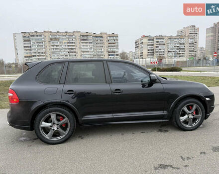 Черный Порше Каен, объемом двигателя 4.8 л и пробегом 216 тыс. км за 12500 $, фото 7 на Automoto.ua