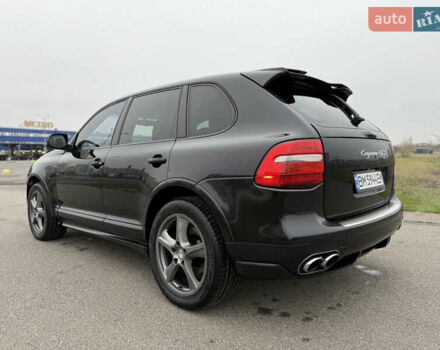 Черный Порше Каен, объемом двигателя 4.8 л и пробегом 216 тыс. км за 12500 $, фото 10 на Automoto.ua